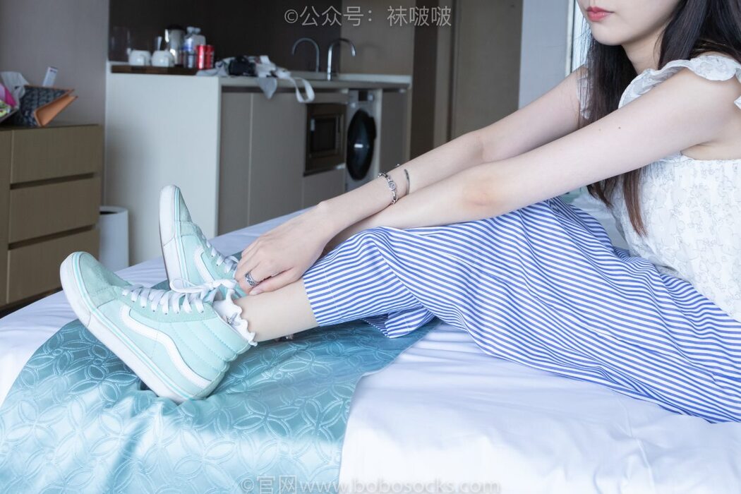 BoBoSocks袜啵啵 NO.027 Zhi Yu