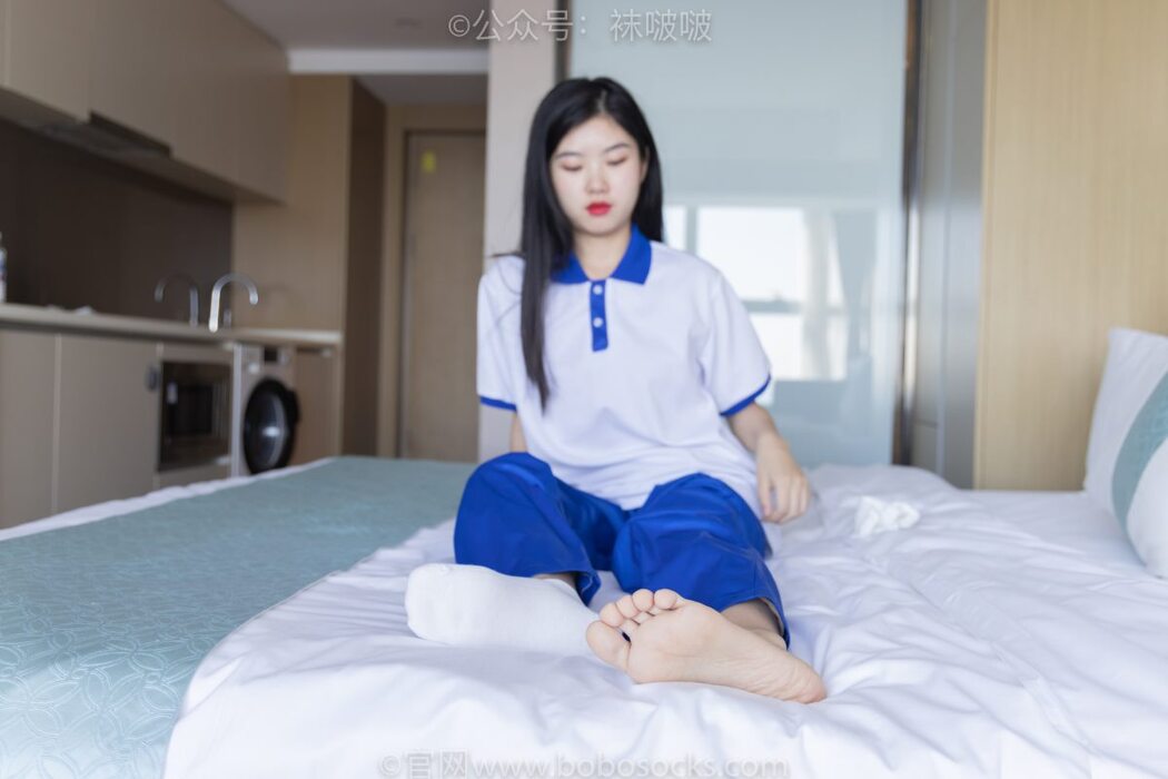 BoBoSocks袜啵啵 NO.039 Xiao Nai Xiong