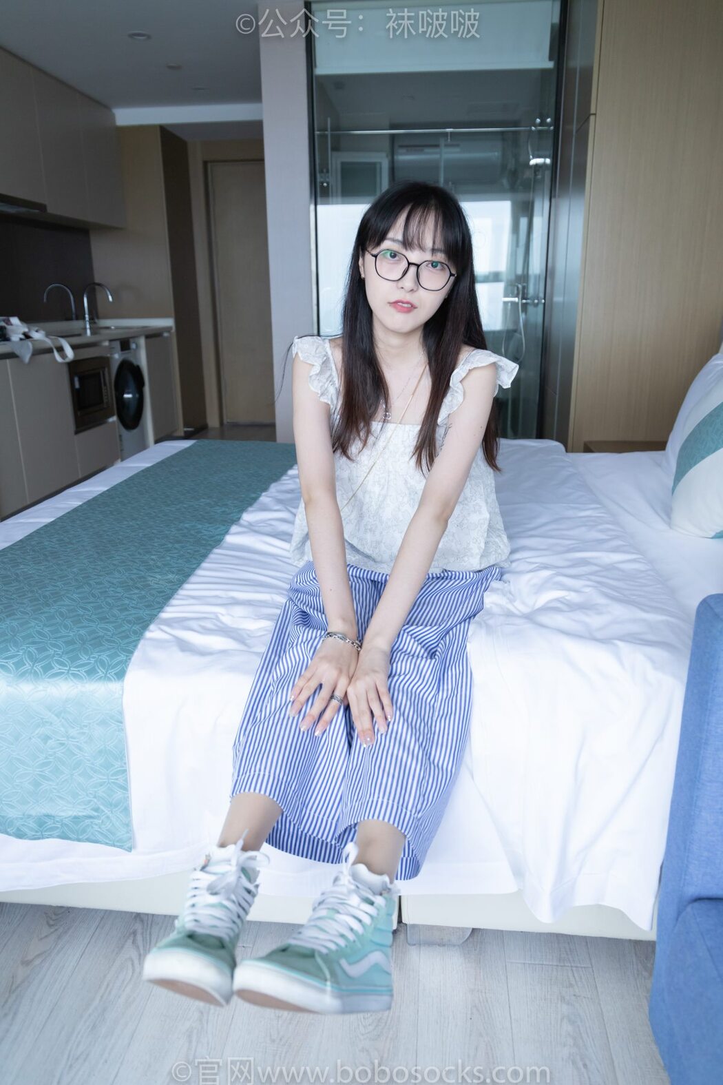 BoBoSocks袜啵啵 NO.027 Zhi Yu