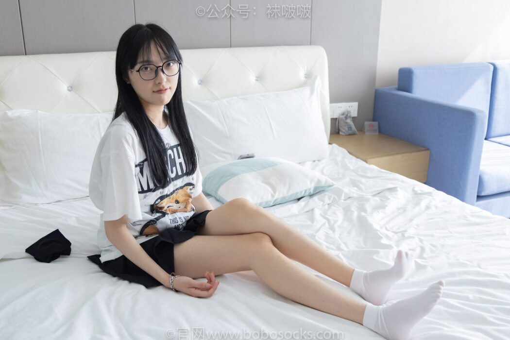 BoBoSocks袜啵啵 NO.033 Zhi Yu