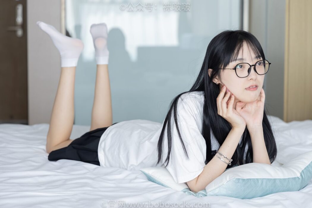 BoBoSocks袜啵啵 NO.033 Zhi Yu