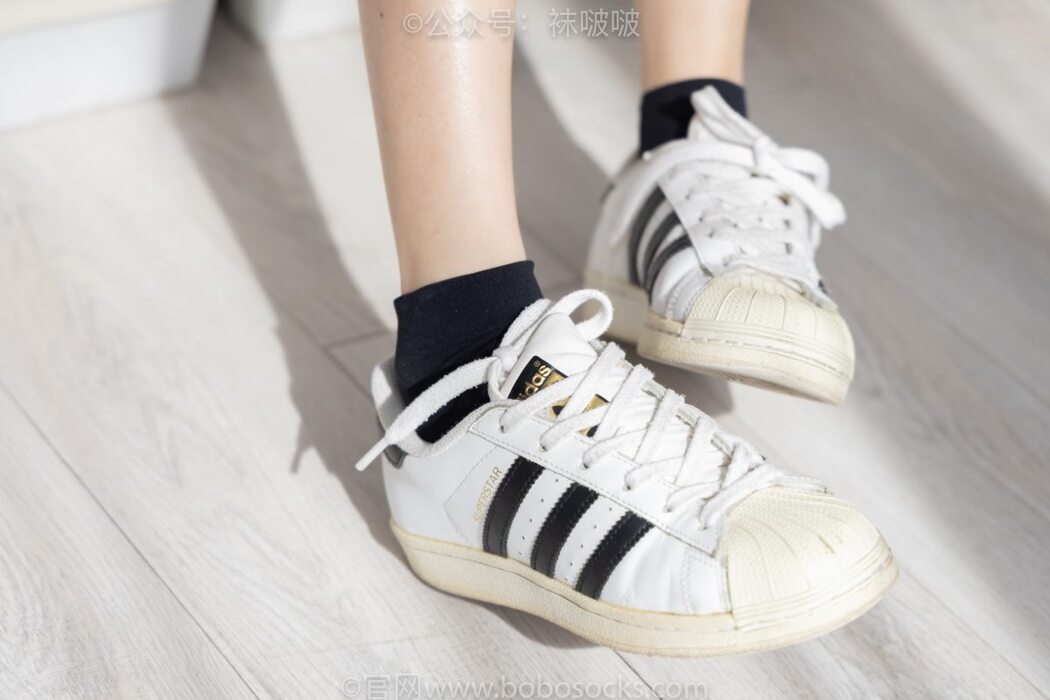 BoBoSocks袜啵啵 NO.033 Zhi Yu