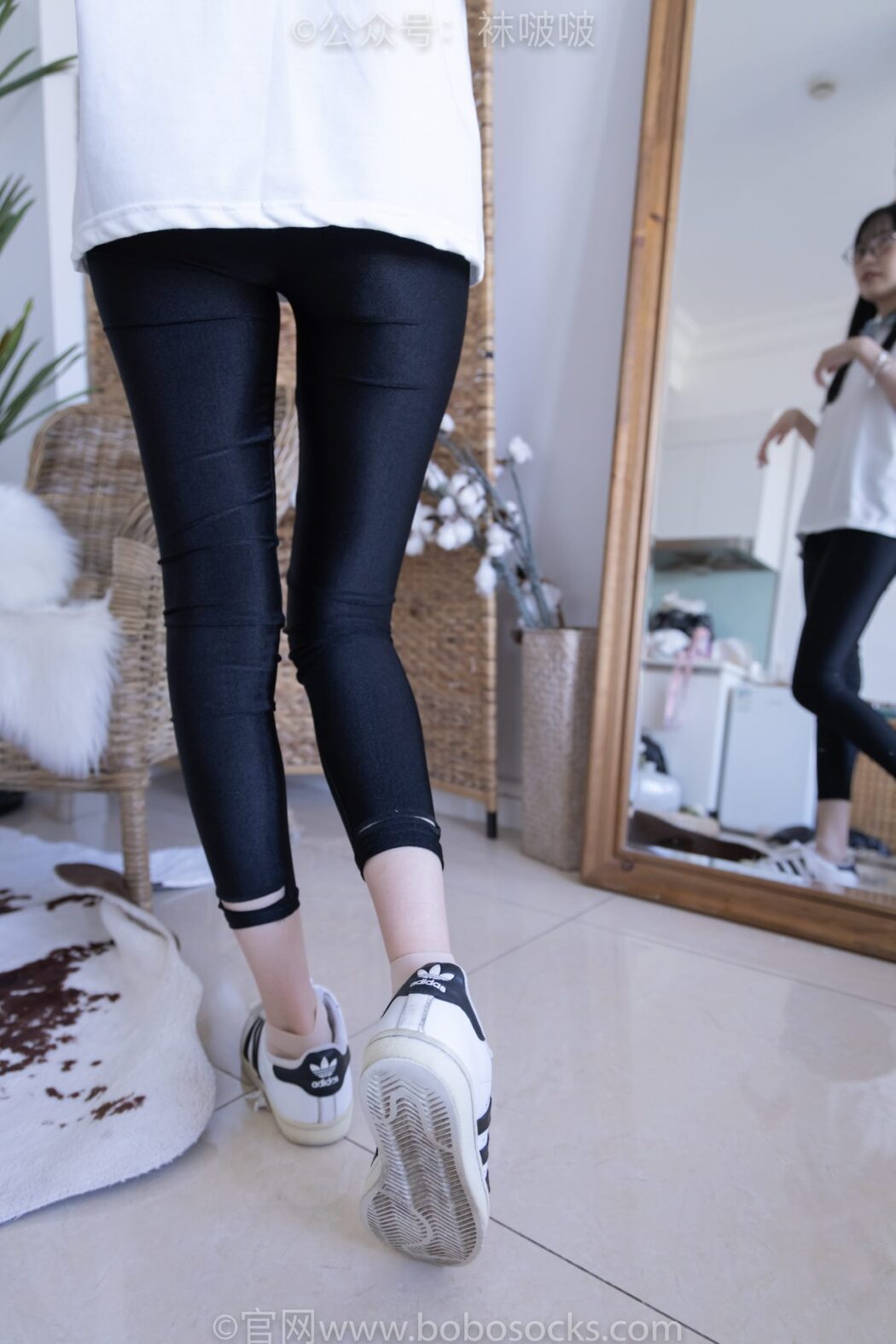 BoBoSocks袜啵啵 NO.044 Zhi Yu