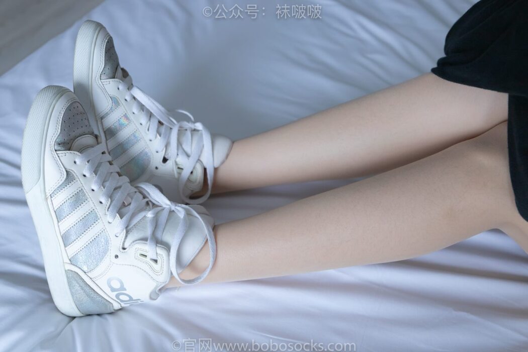 BoBoSocks袜啵啵 NO.015 Zhi Yu