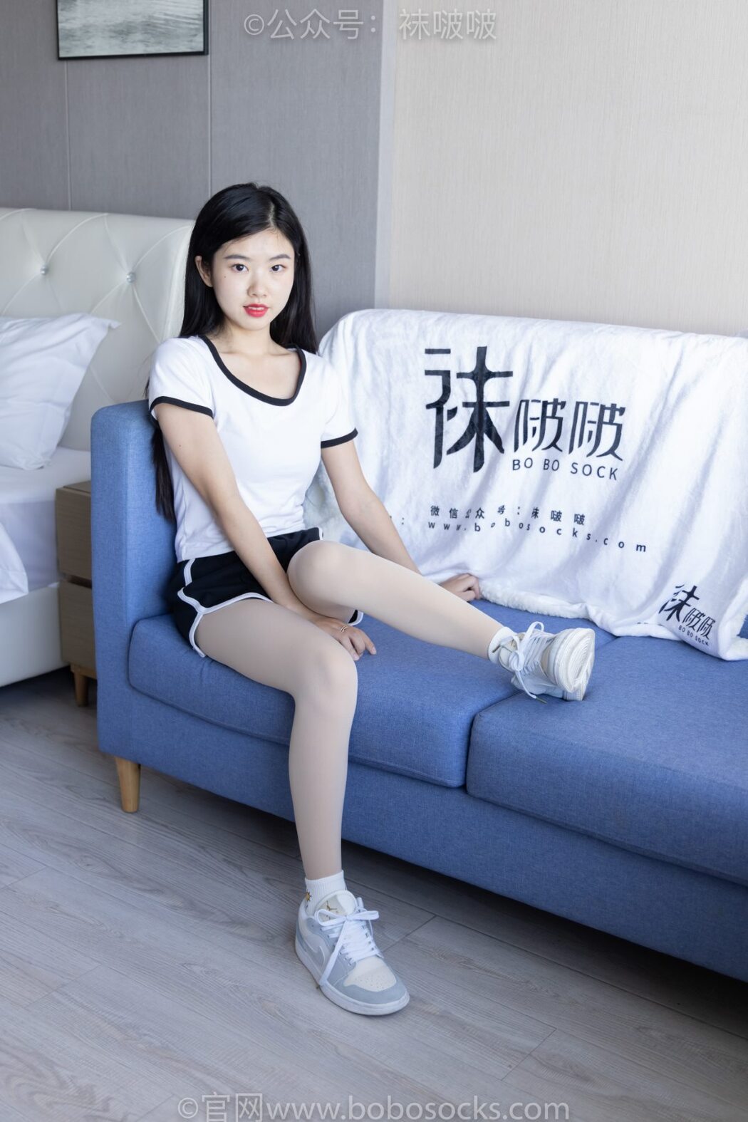 BoBoSocks袜啵啵 NO.031 Xiao Nai Xiong