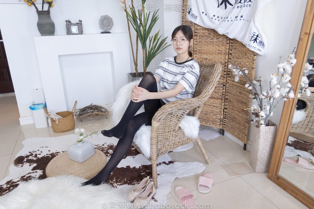 BoBoSocks袜啵啵 NO.029 Xiao Tian Dou