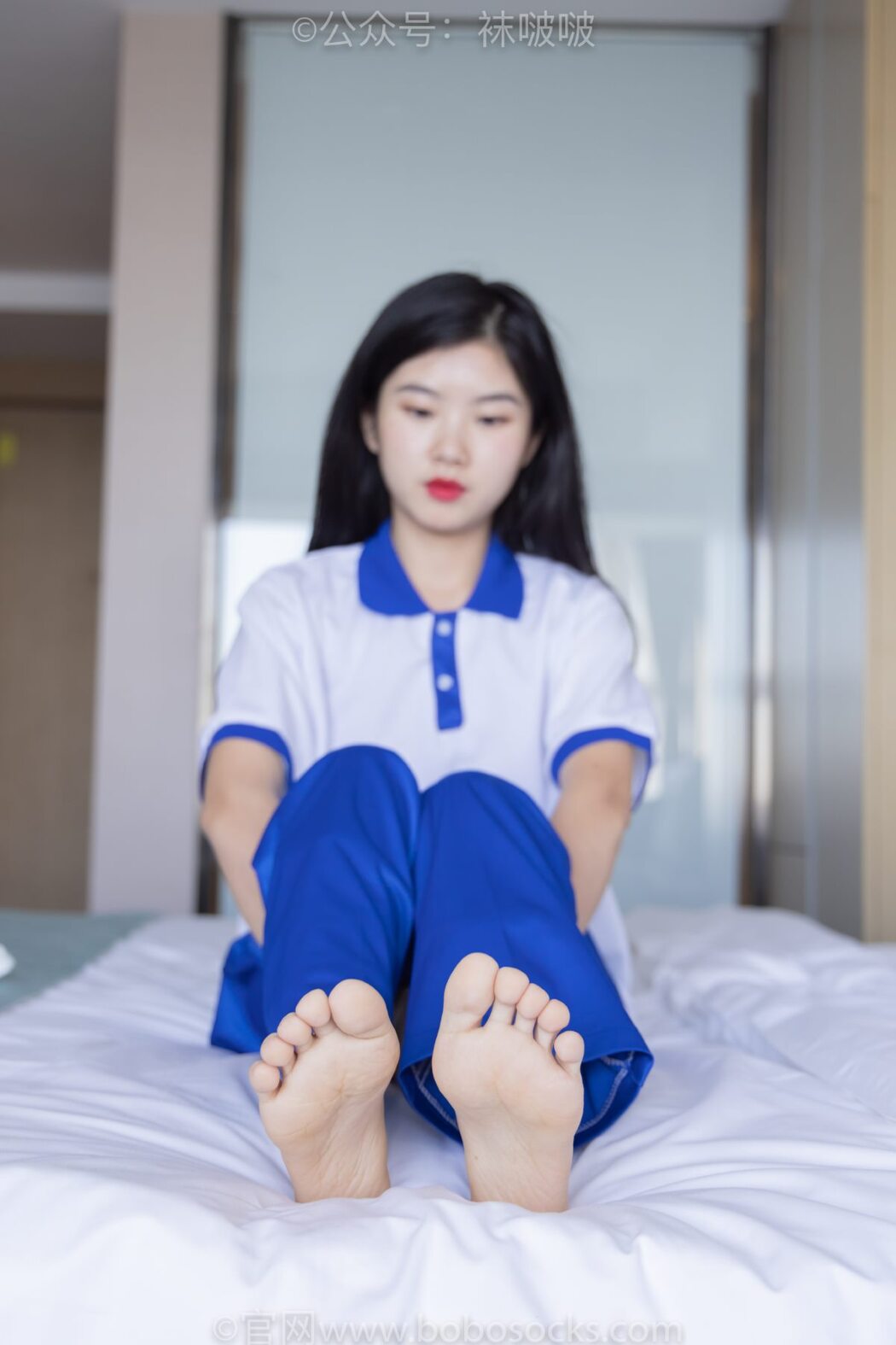 BoBoSocks袜啵啵 NO.039 Xiao Nai Xiong