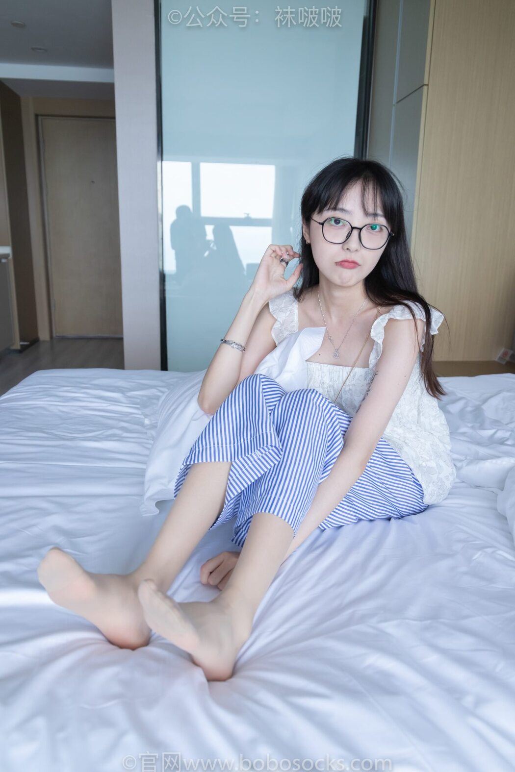 BoBoSocks袜啵啵 NO.027 Zhi Yu