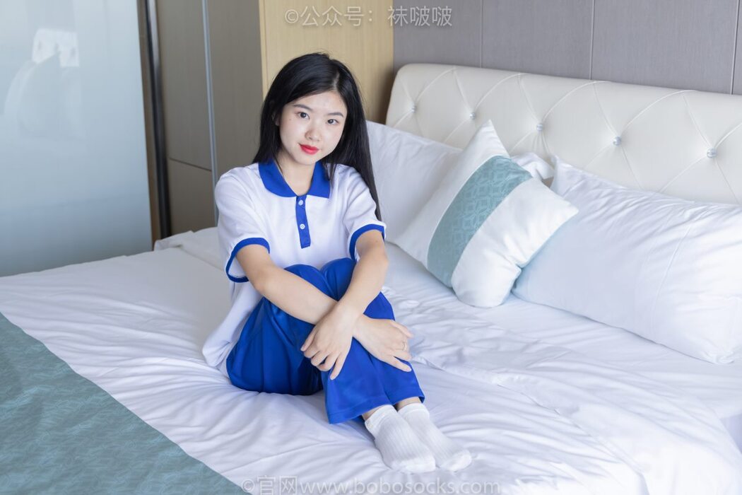 BoBoSocks袜啵啵 NO.039 Xiao Nai Xiong