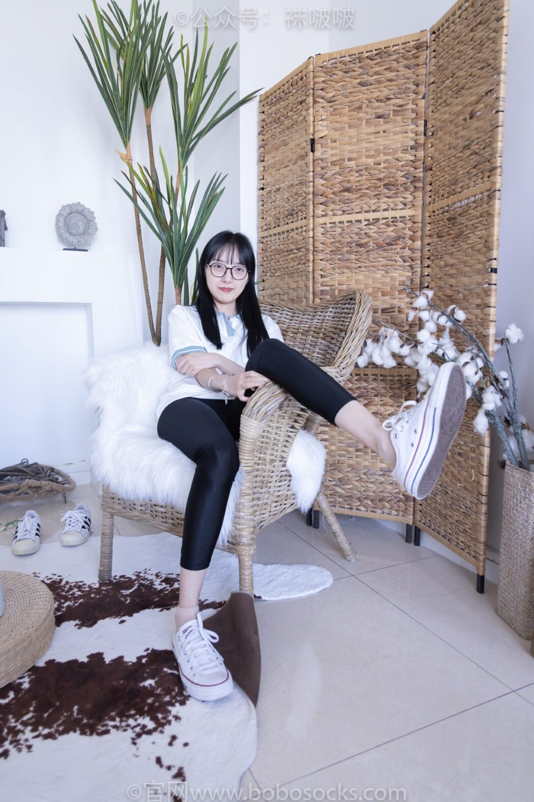 BoBoSocks袜啵啵 NO.044 Zhi Yu