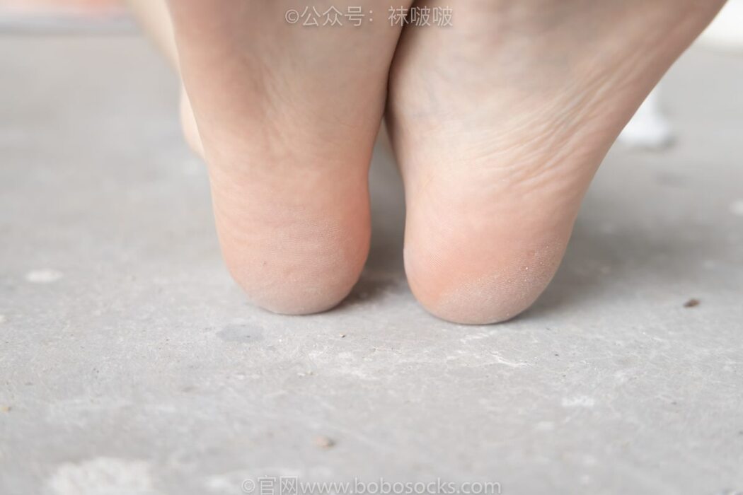 BoBoSocks袜啵啵 NO.025 Xiong Xiong