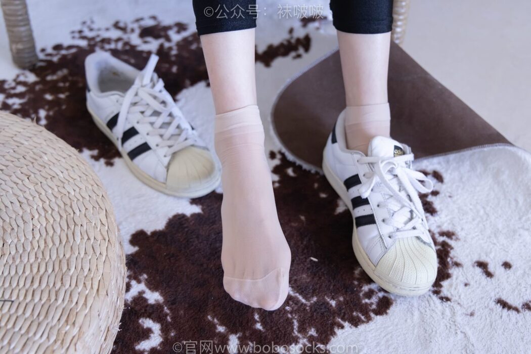 BoBoSocks袜啵啵 NO.044 Zhi Yu