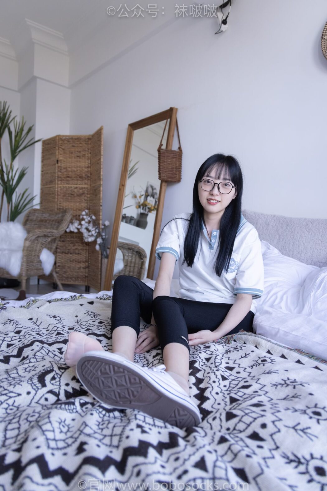 BoBoSocks袜啵啵 NO.044 Zhi Yu