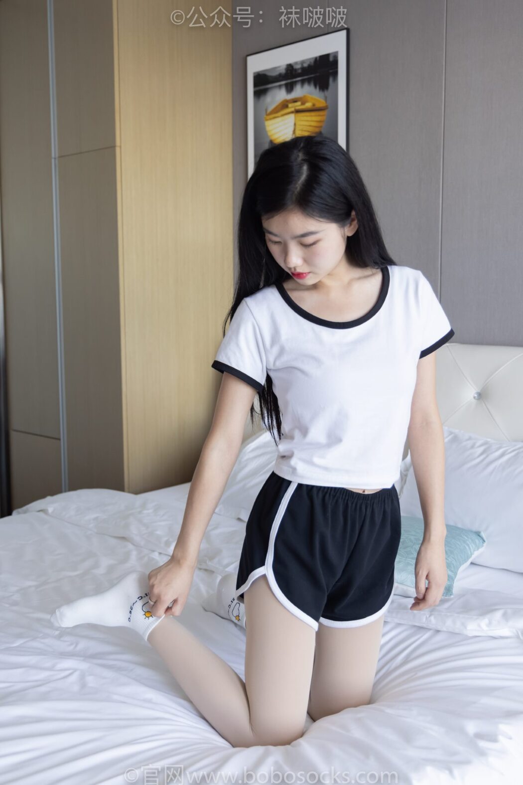 BoBoSocks袜啵啵 NO.031 Xiao Nai Xiong