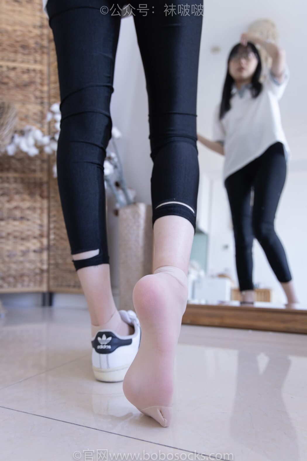 BoBoSocks袜啵啵 NO.044 Zhi Yu