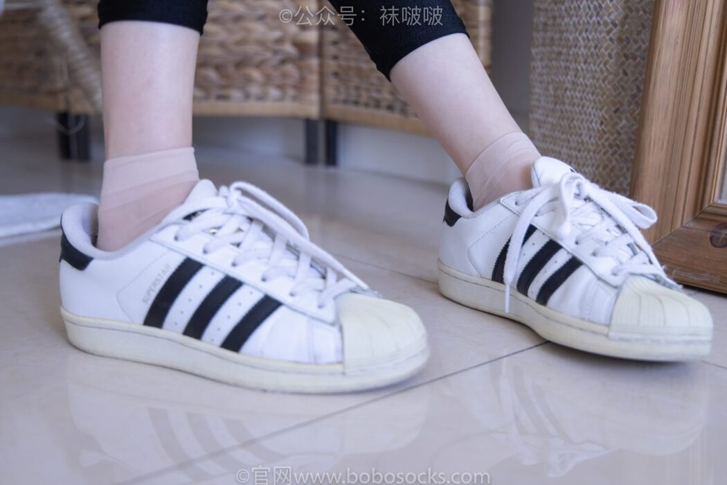 BoBoSocks袜啵啵 NO.044 Zhi Yu