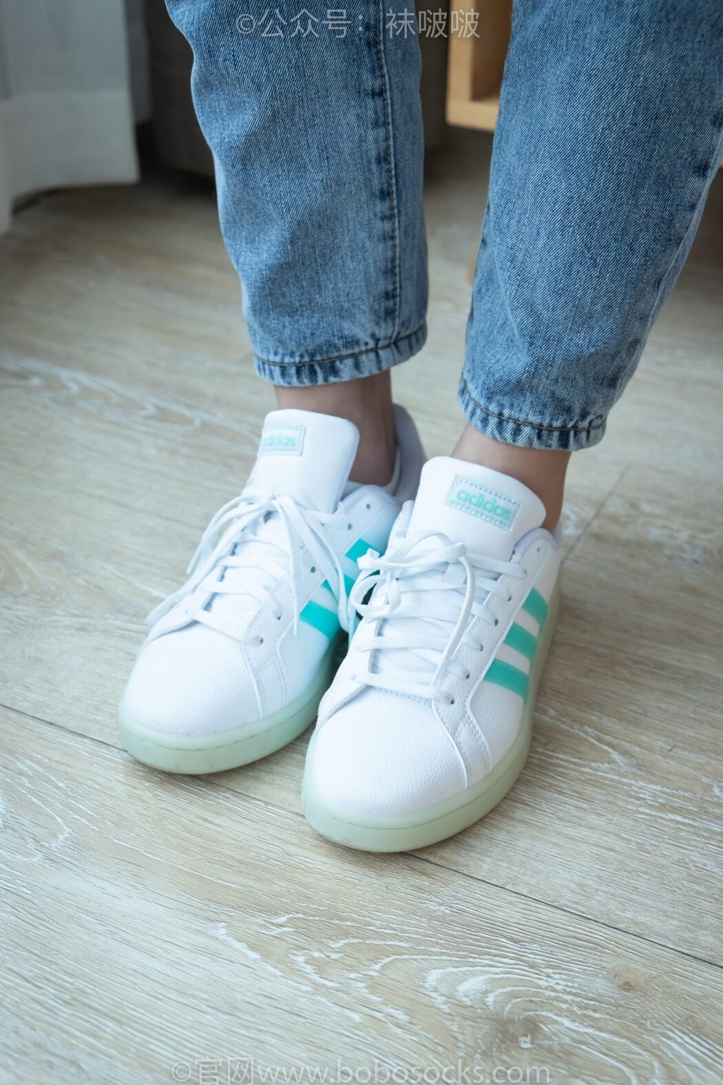 BoBoSocks袜啵啵 NO.024 Han Han