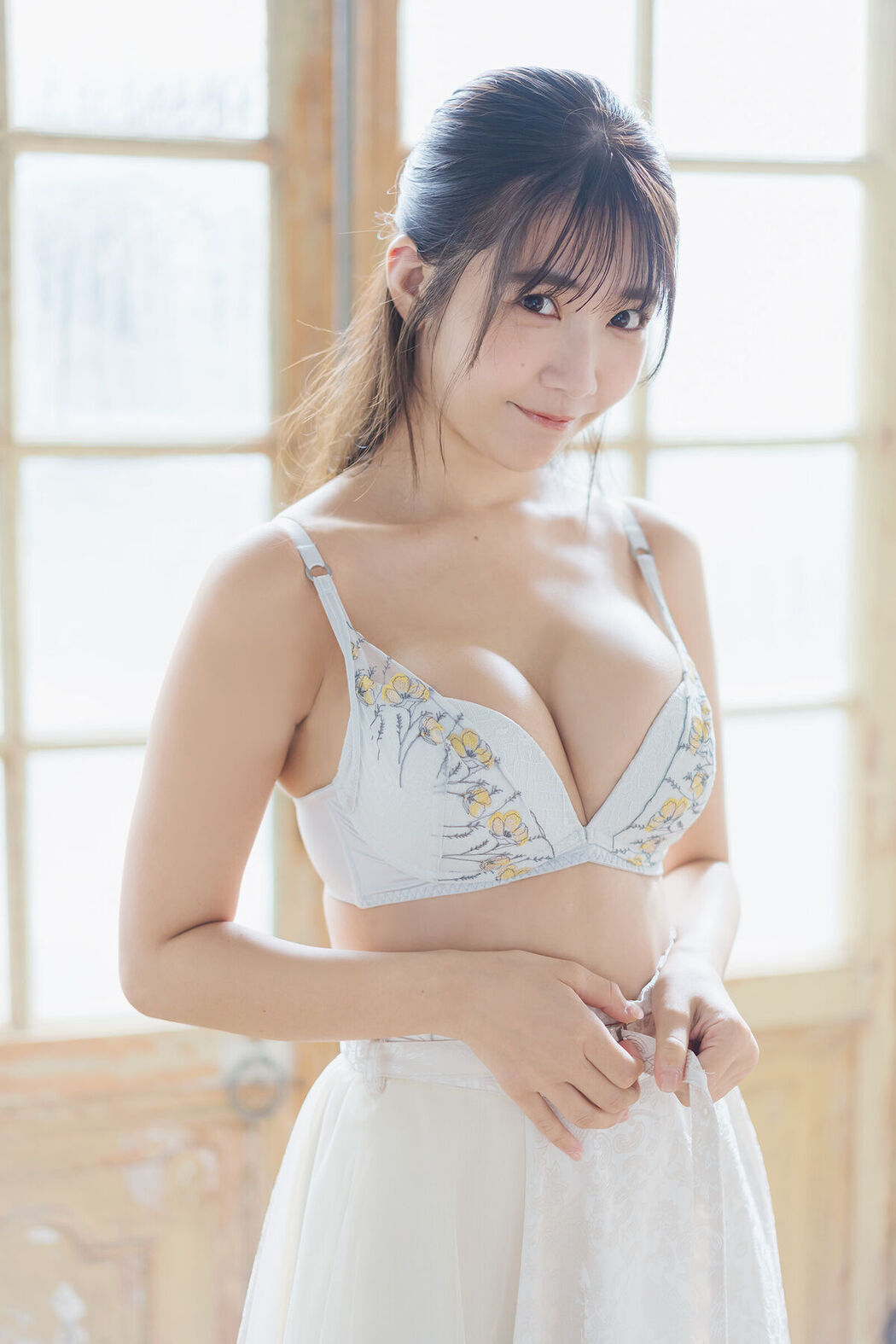 JP Amau Kisumi 天羽希純 – こっち見ていいよ (48P)