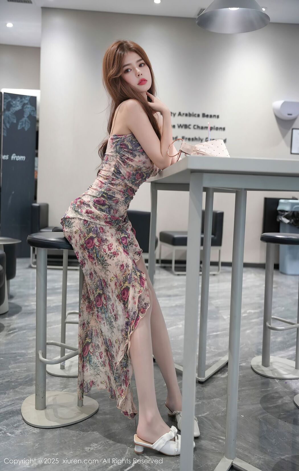 XiuRen秀人网 No.10128 拍黄瓜girl (83P)