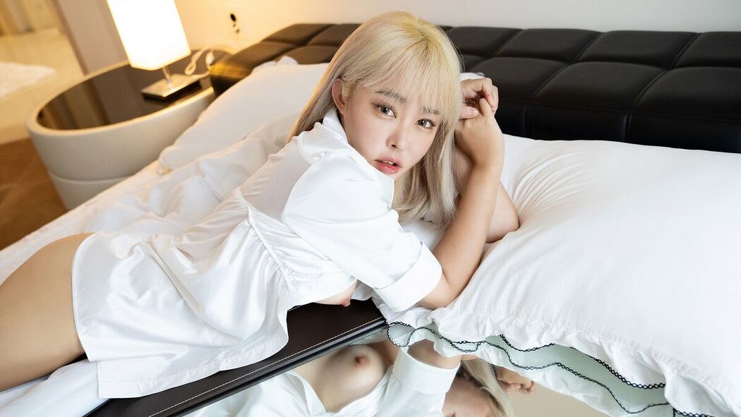 HANURU_X – Sexy Photobook 02 (76P)