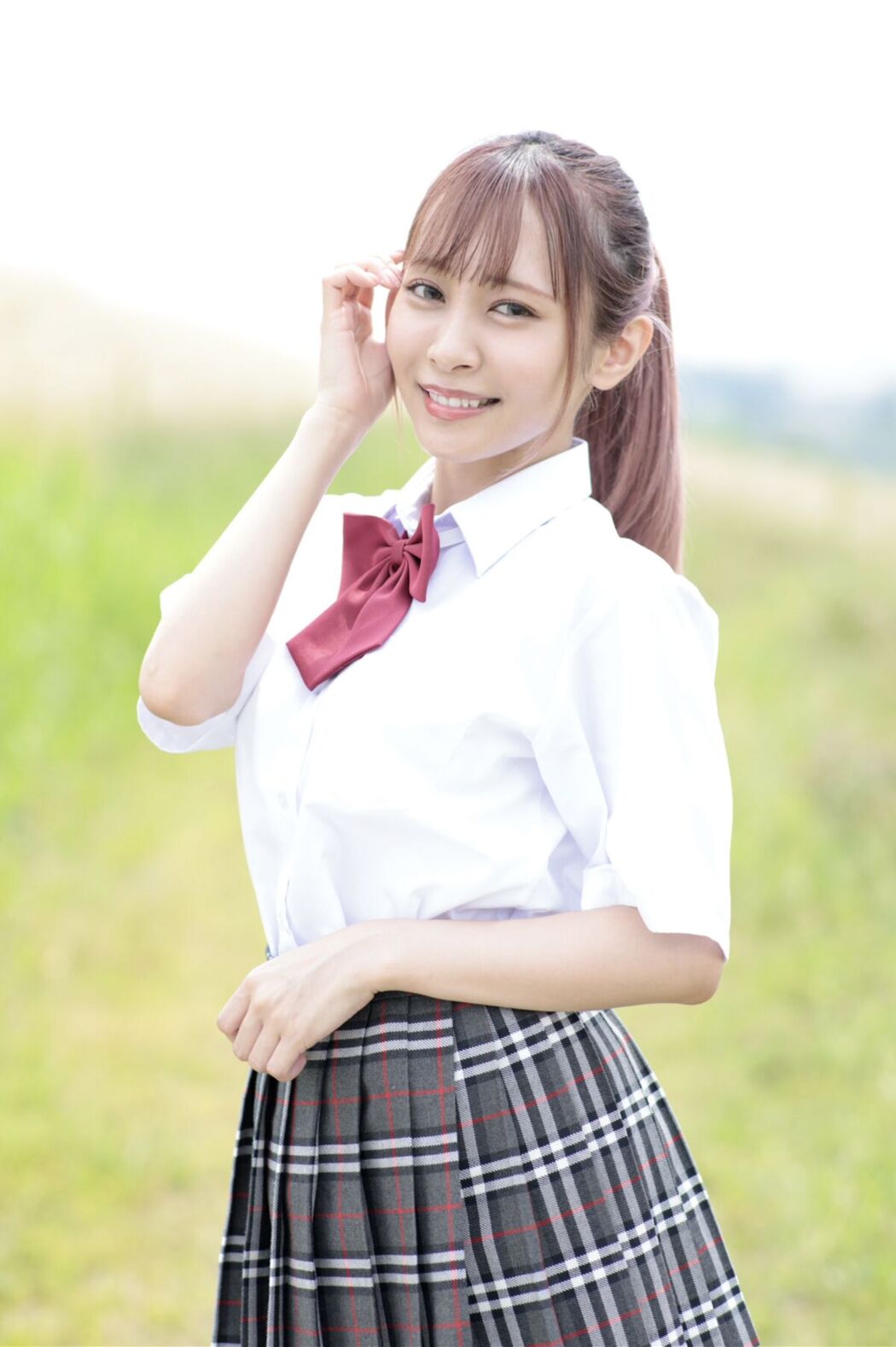 JP Aimi Rika 逢見梨花 &#8211; INSIDE HER (72P)