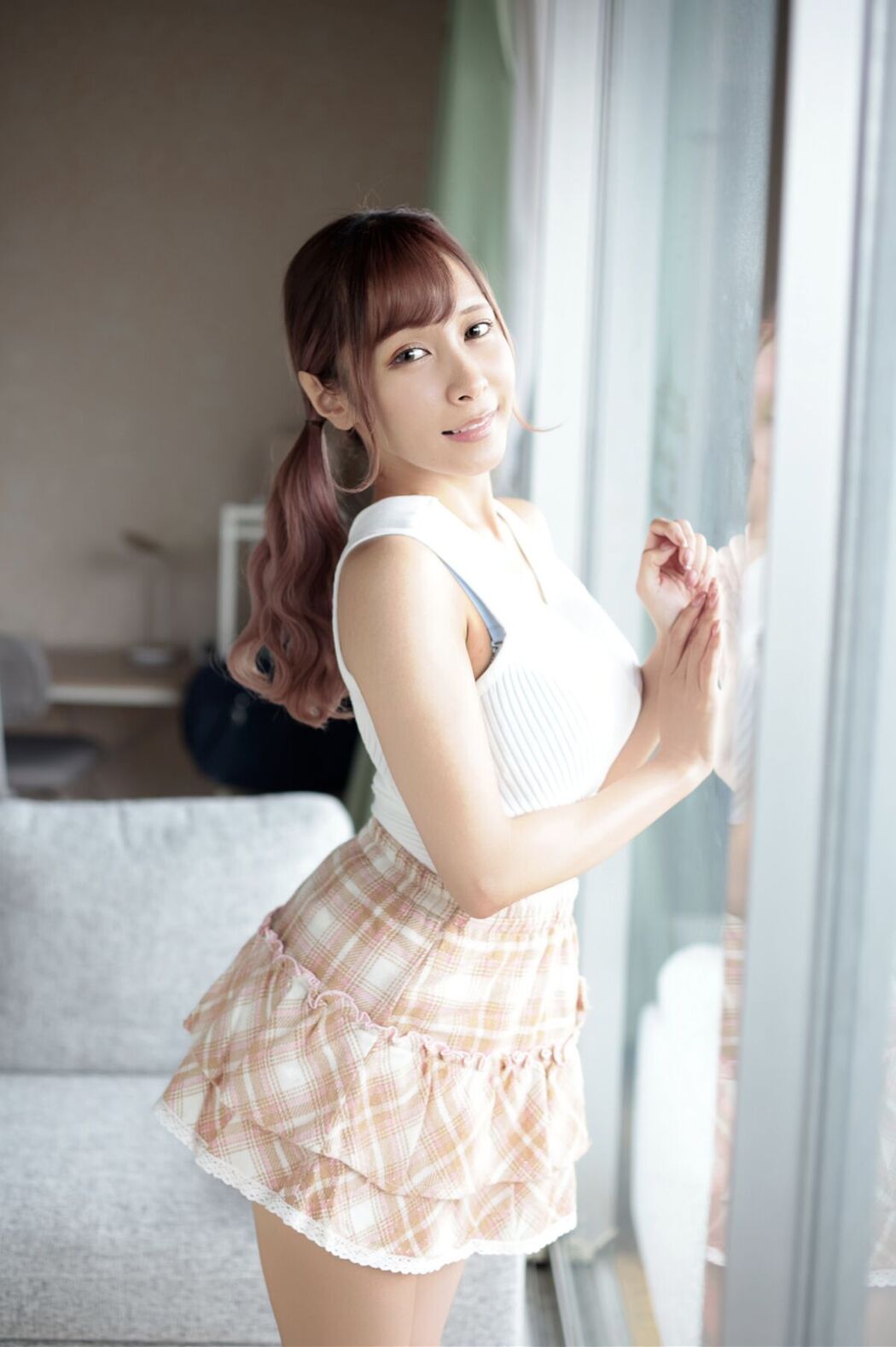 JP Aimi Rika 逢見梨花 &#8211; INSIDE HER (72P)