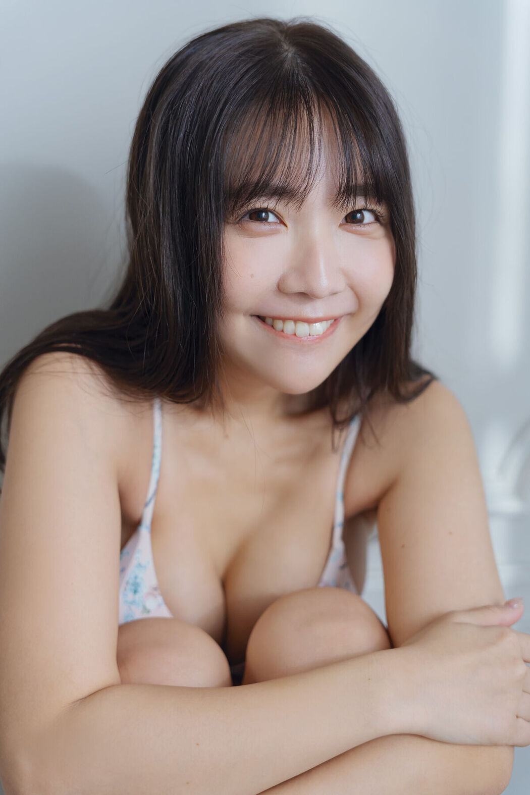 JP Amau Kisumi 天羽希純 – こっち見ていいよ (48P)