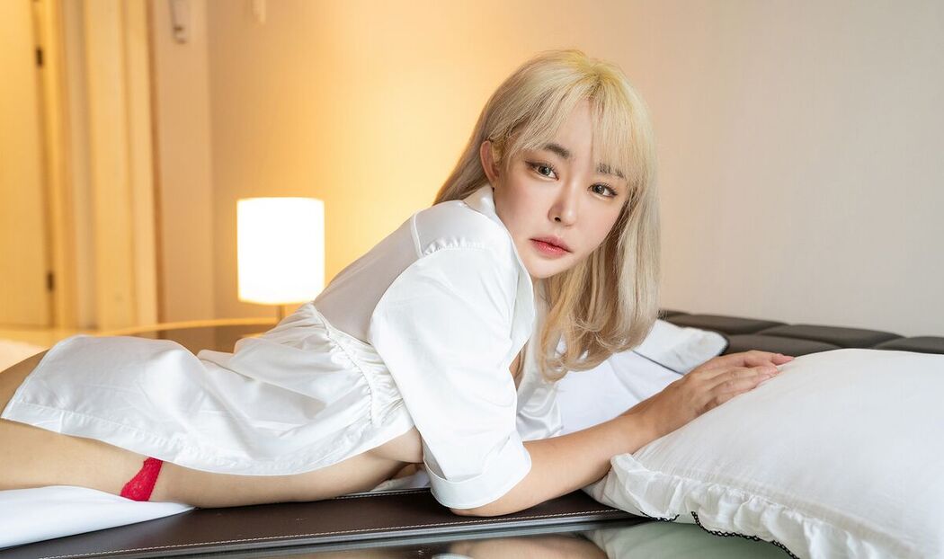 HANURU_X – Sexy Photobook 02 (76P)