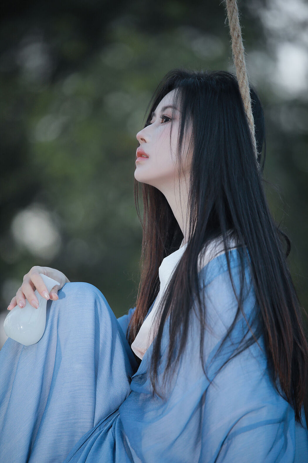 YiTuYu艺图语 Vol.8432 keikei白茶清欢 (23P)