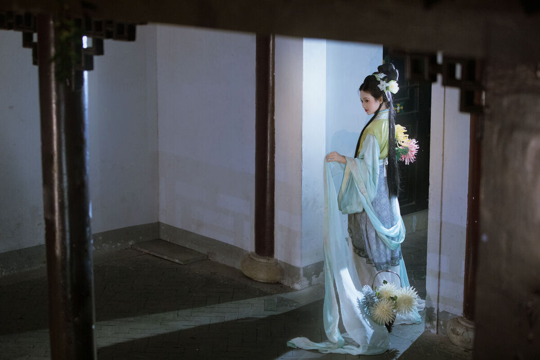 YiTuYu艺图语 Vol.8445 就是叫美男啊 (22P)