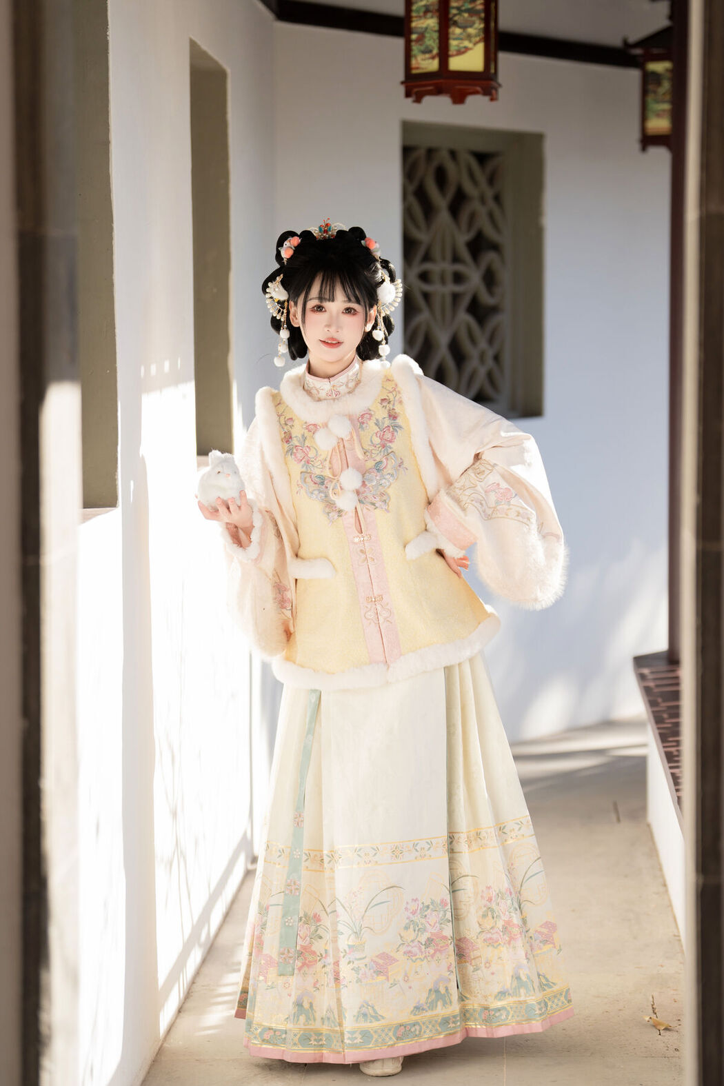 YiTuYu艺图语 Vol.8443 湫一只岁岁 (29P)