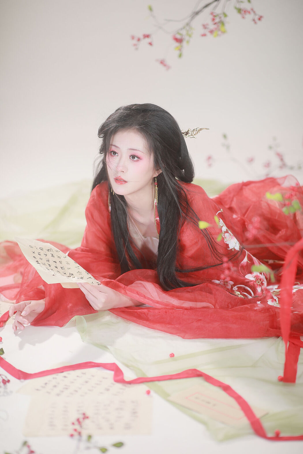 YiTuYu艺图语 Vol.8436 阿初 (23P)