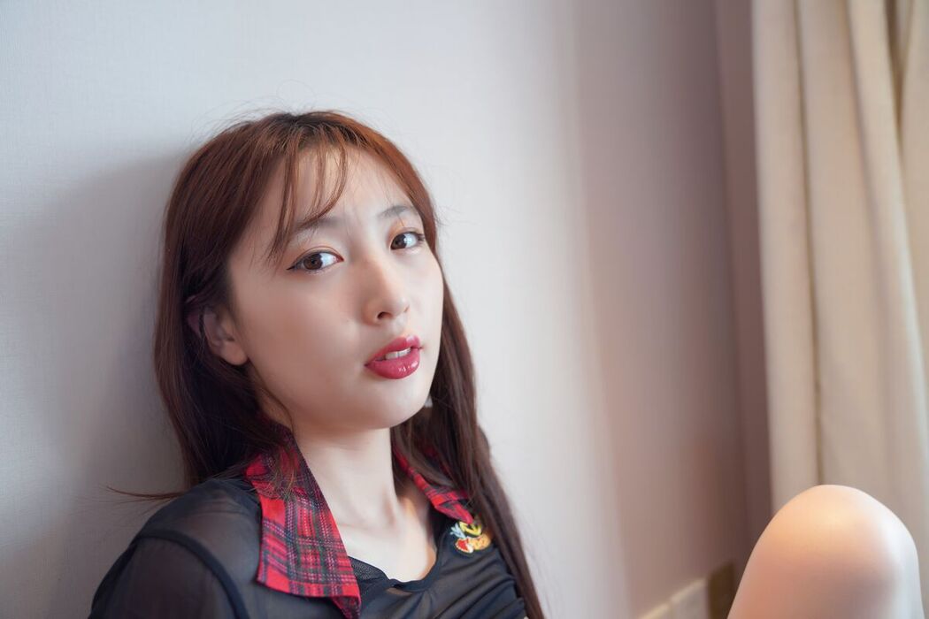 XR Uncensored Lin Xing Lan 林星阑 &#8211; R18 秀人绝密 3万元资料超时长 16K超清特写 Part06 (66P)