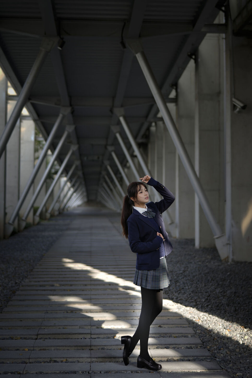 YiTuYu艺图语 Vol.8435 佚名 (26P)