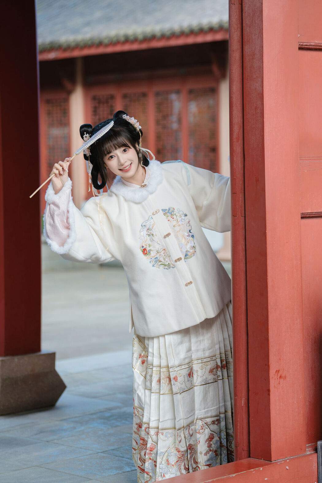 YiTuYu艺图语 Vol.8447 夏芋小年 (24P)