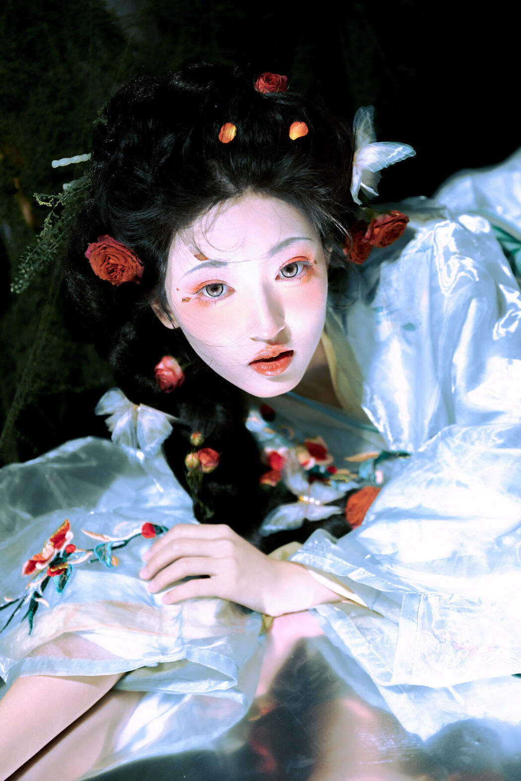 YiTuYu艺图语 Vol.8455 冷酷王爷 (24P)