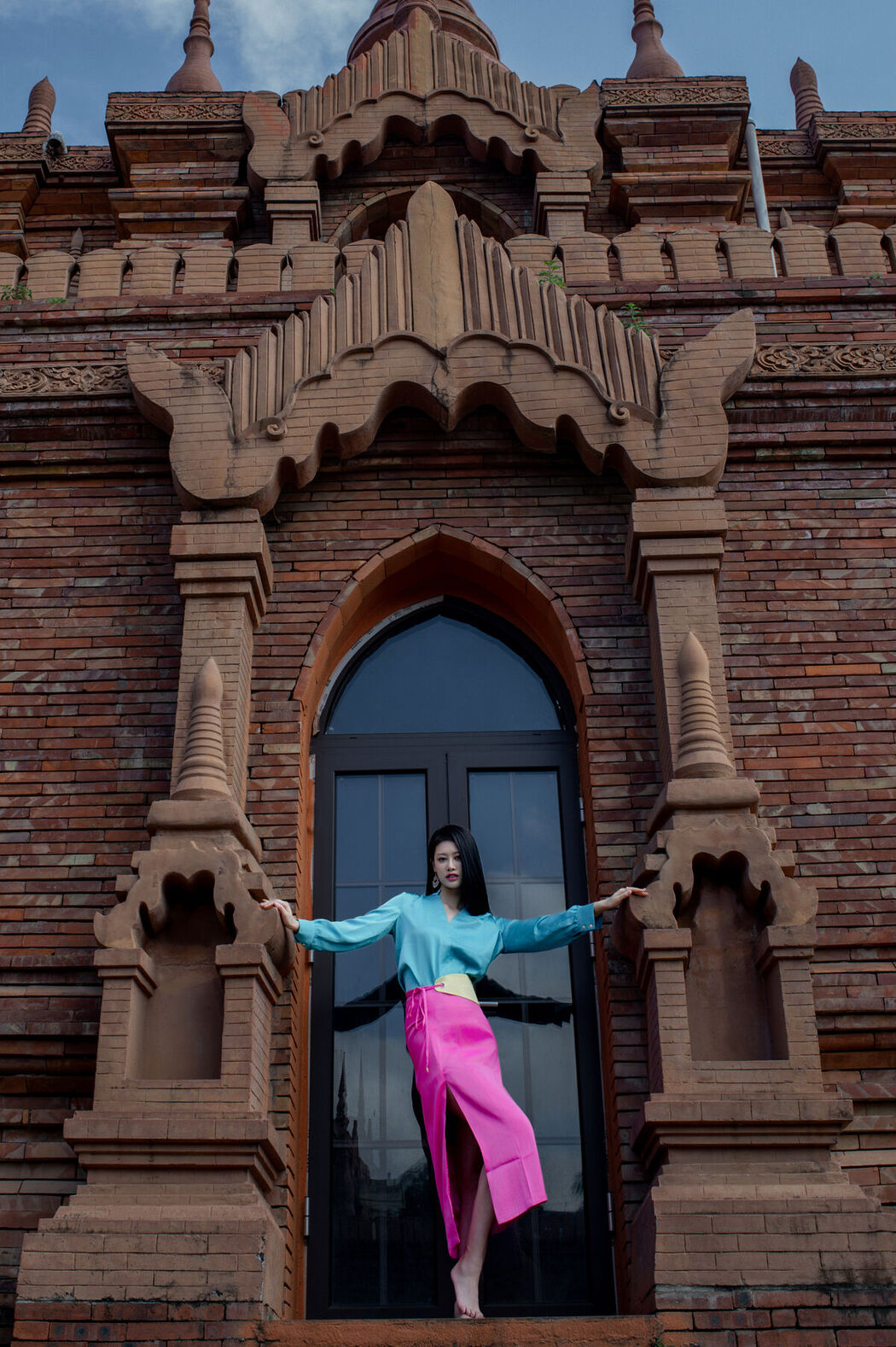 YiTuYu艺图语 Vol.8434 Chenaling_CL (19P)