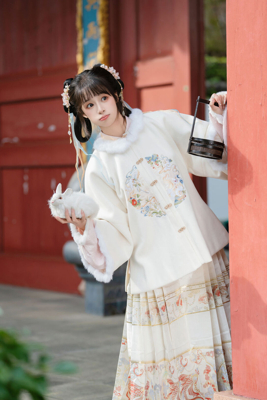 YiTuYu艺图语 Vol.8447 夏芋小年 (24P)