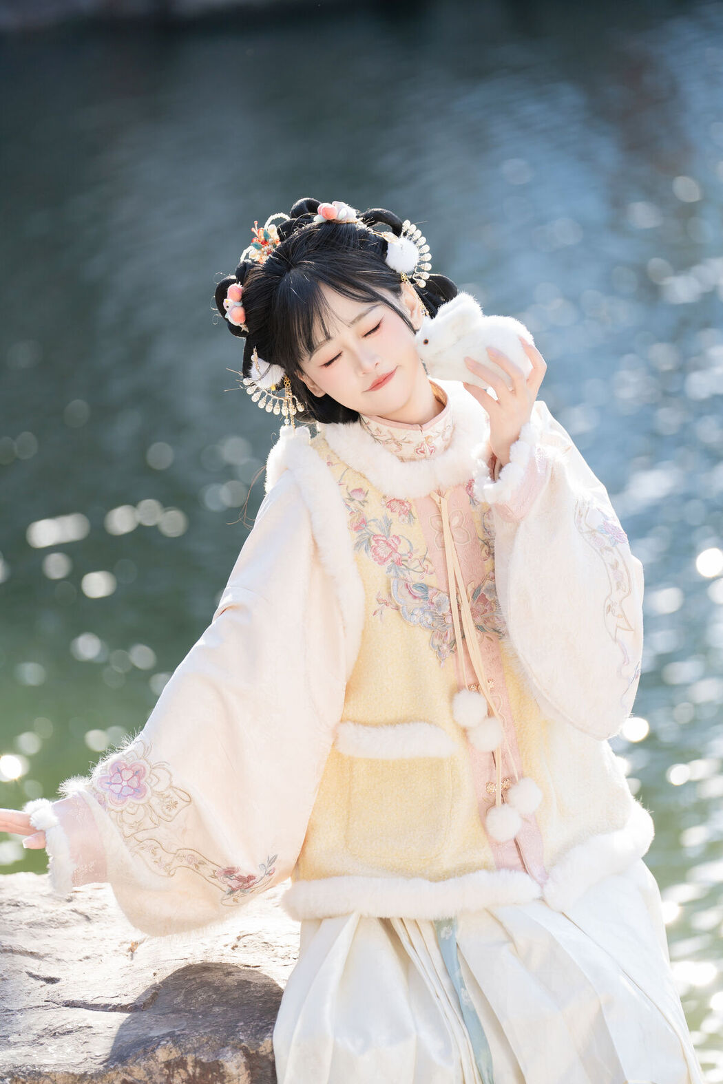 YiTuYu艺图语 Vol.8443 湫一只岁岁 (29P)