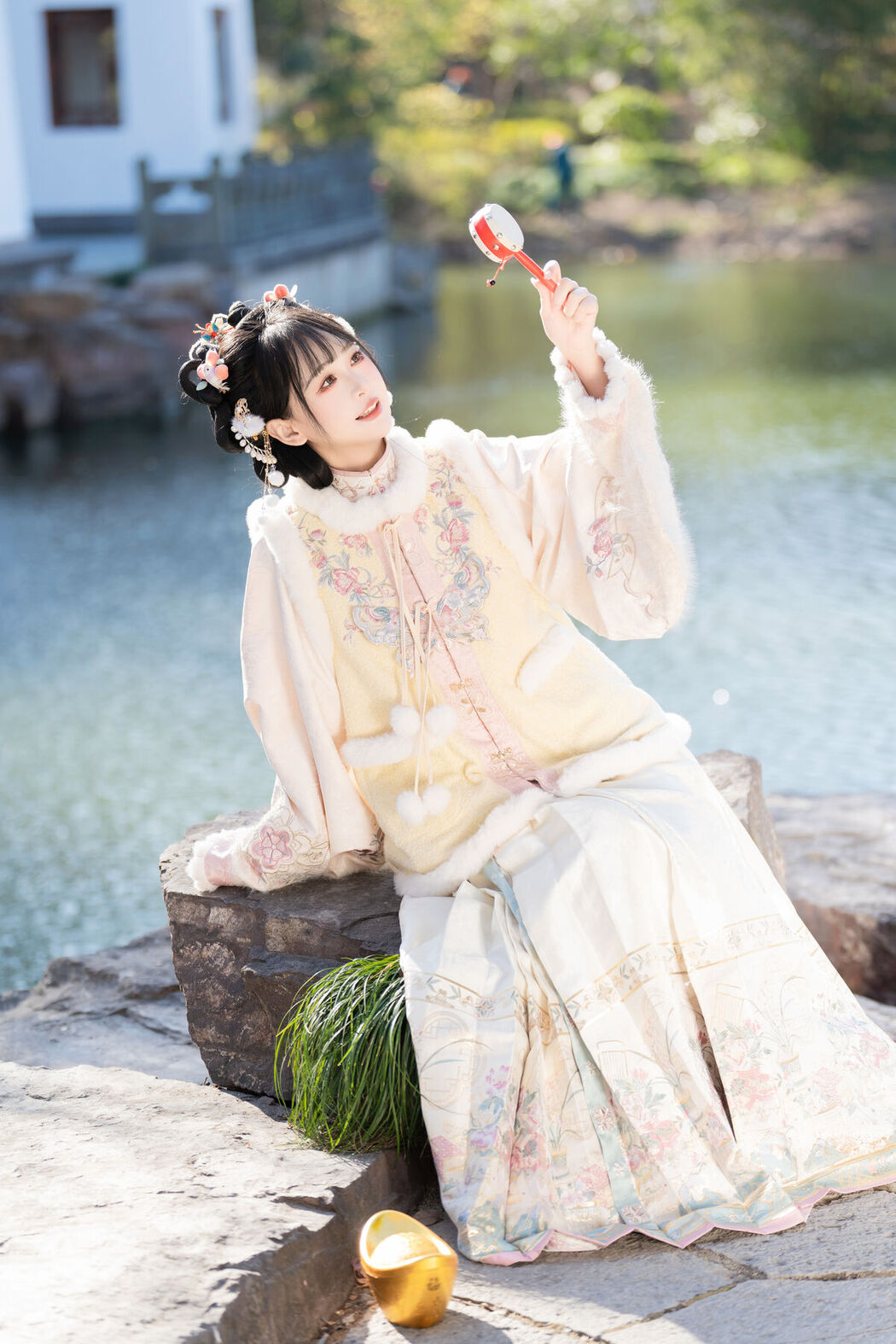 YiTuYu艺图语 Vol.8443 湫一只岁岁 (29P)