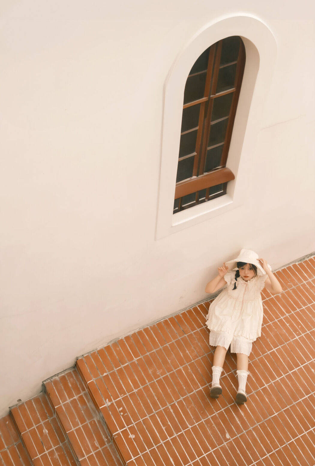 YiTuYu艺图语 Vol.8438 贝贝bu睡觉 (27P)