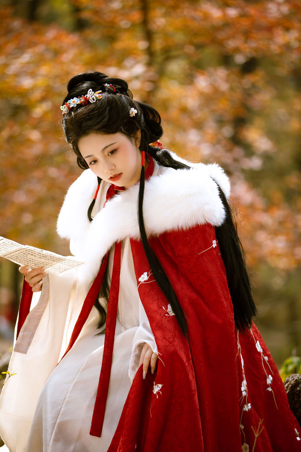 YiTuYu艺图语 Vol.8439 佚名 (27P)