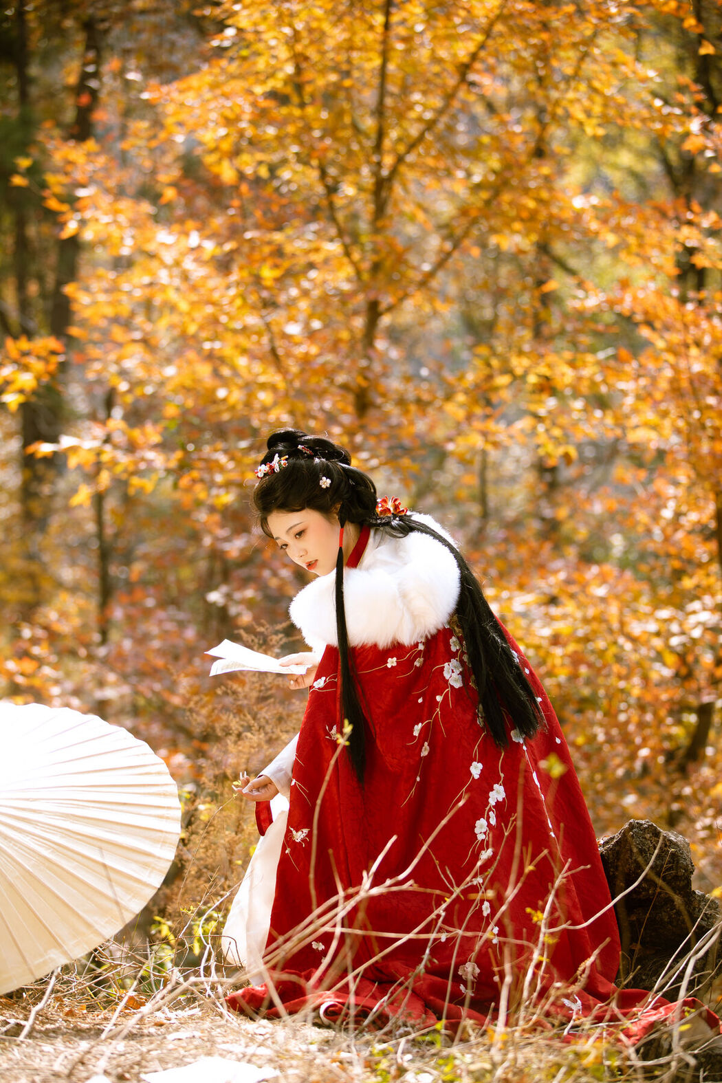 YiTuYu艺图语 Vol.8439 佚名 (27P)