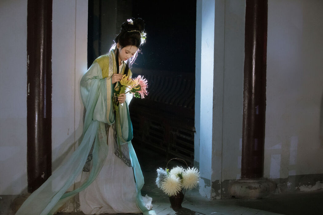 YiTuYu艺图语 Vol.8445 就是叫美男啊 (22P)