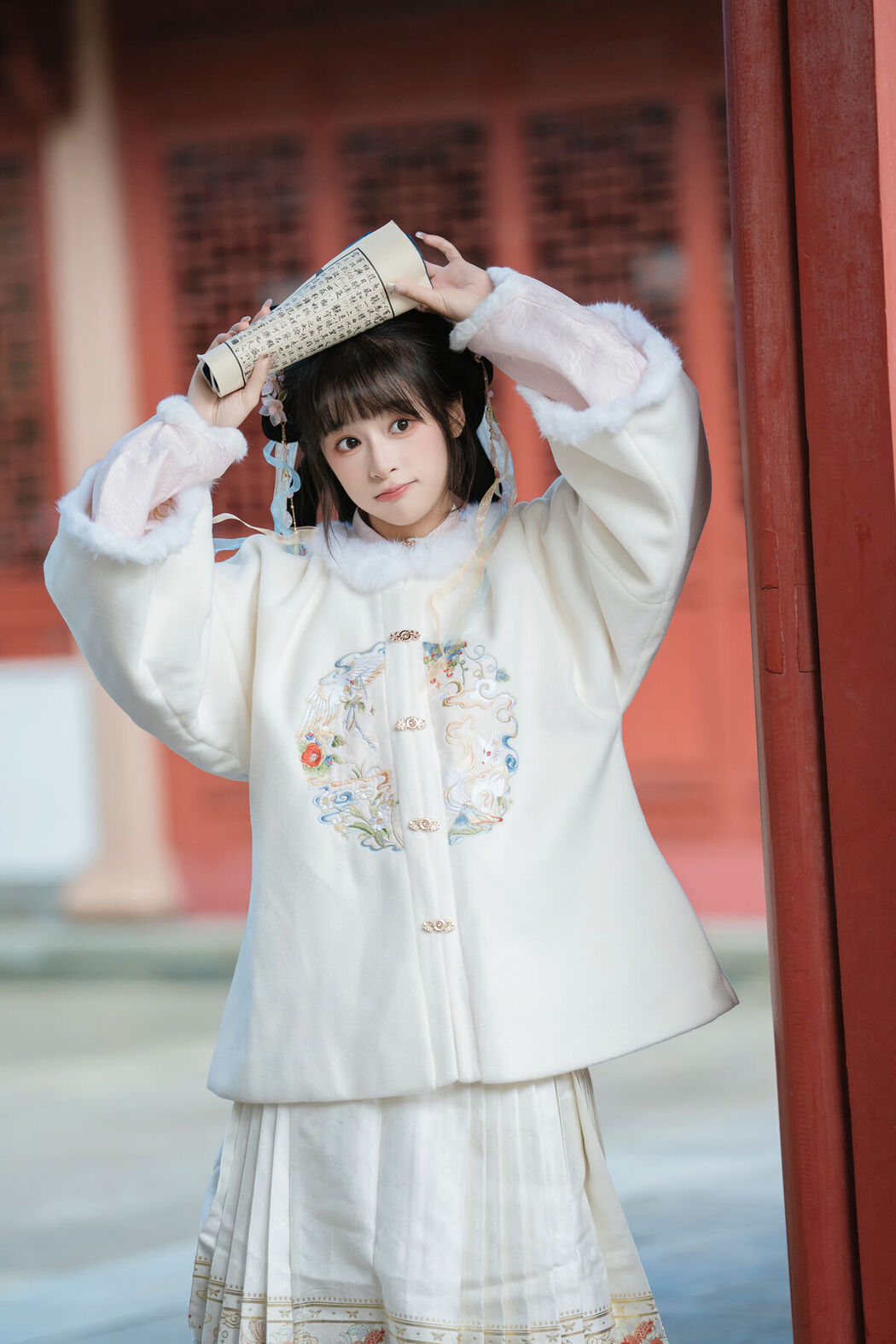 YiTuYu艺图语 Vol.8447 夏芋小年 (24P)