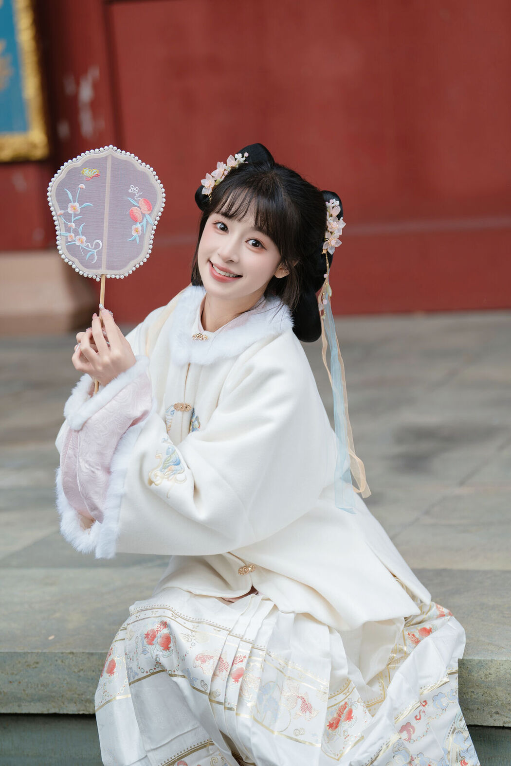 YiTuYu艺图语 Vol.8447 夏芋小年 (24P)