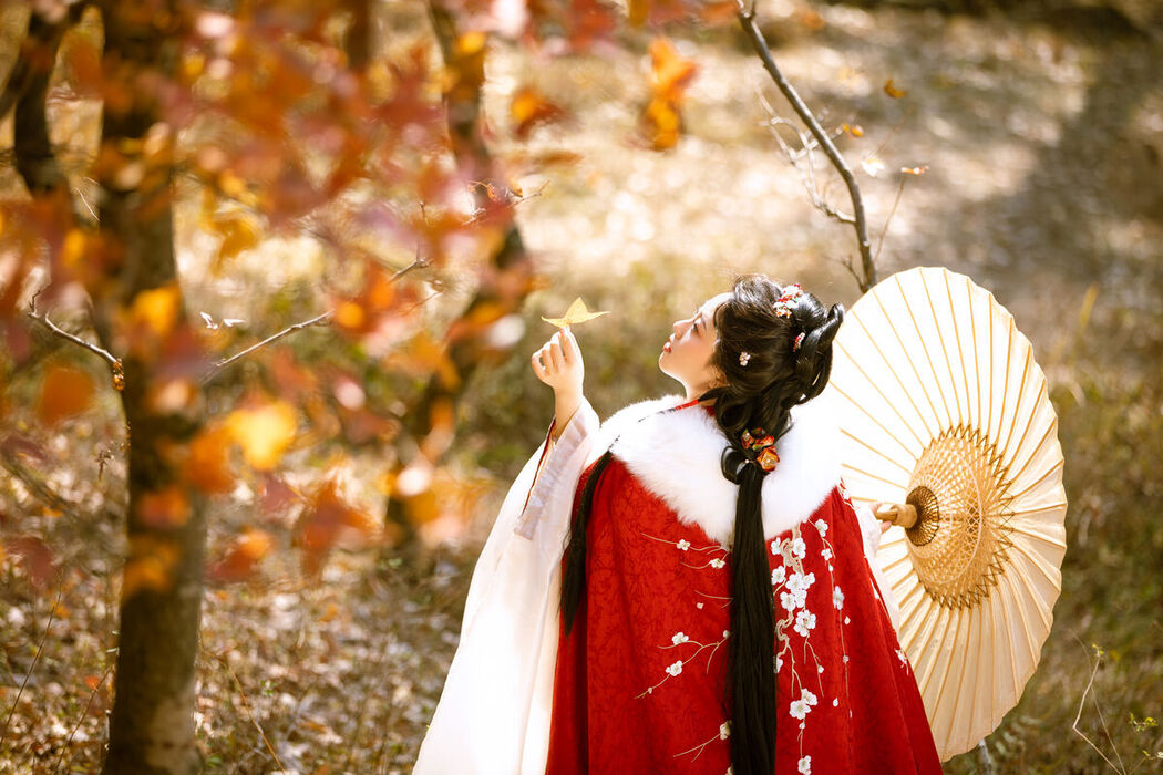 YiTuYu艺图语 Vol.8439 佚名 (27P)