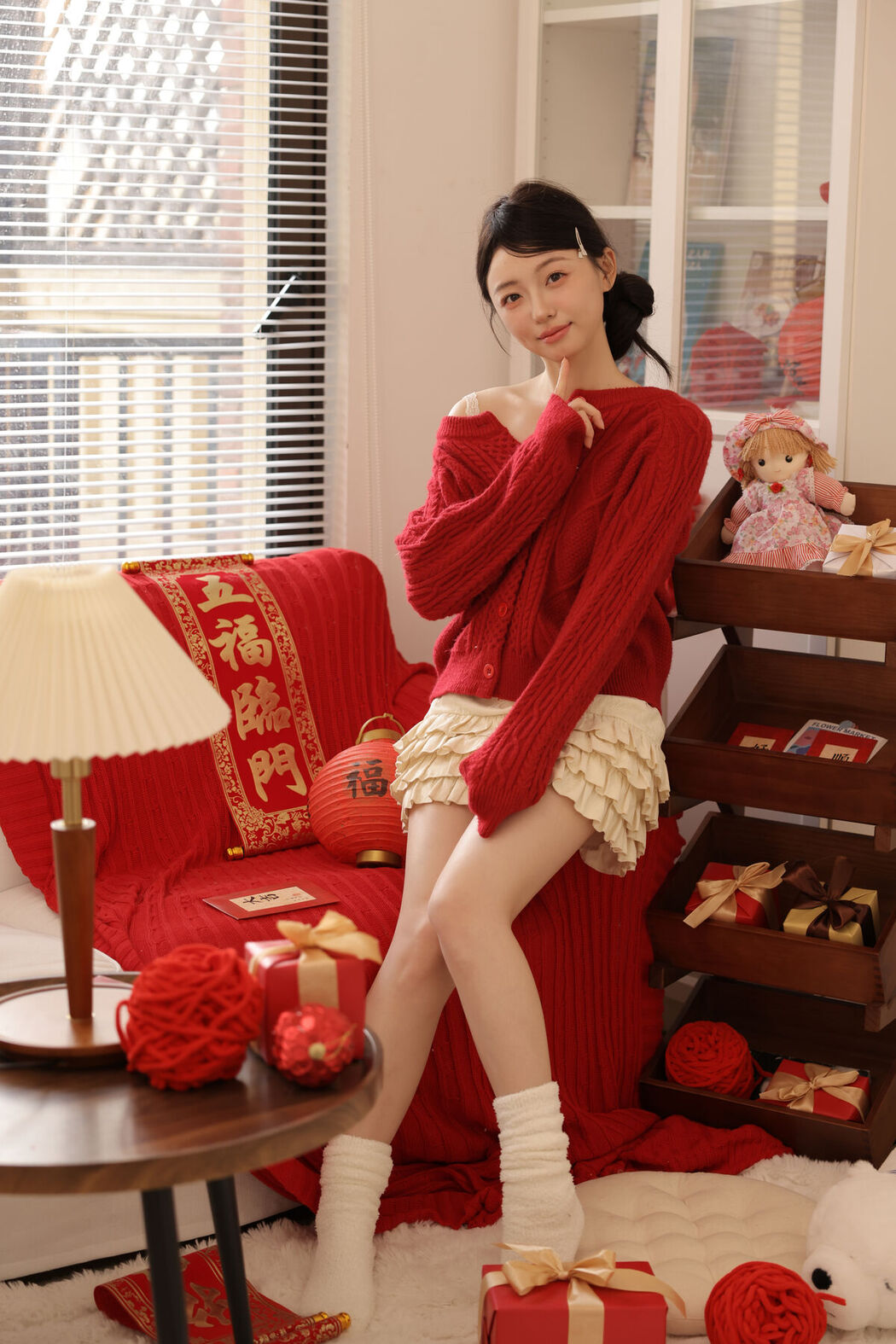 YiTuYu艺图语 Vol.8451 小羊爱干饭 (24P)