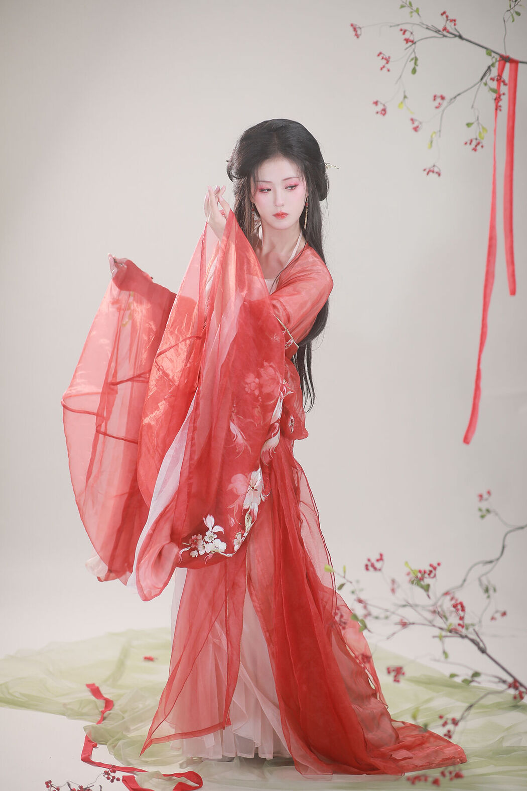 YiTuYu艺图语 Vol.8436 阿初 (23P)