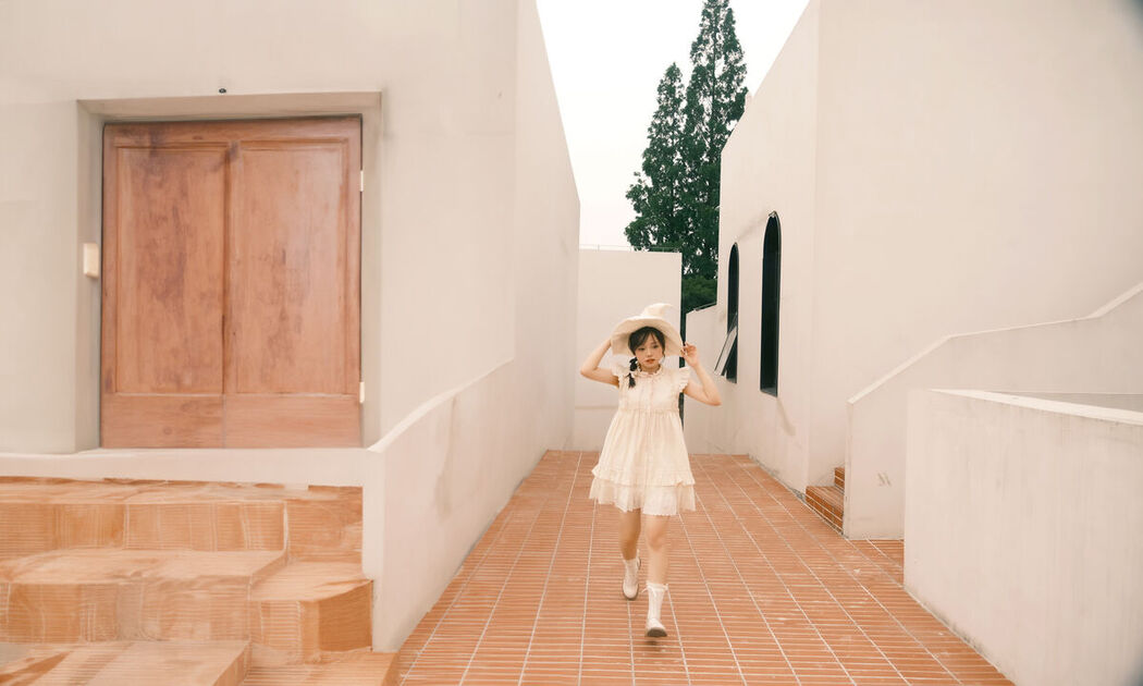 YiTuYu艺图语 Vol.8438 贝贝bu睡觉 (27P)